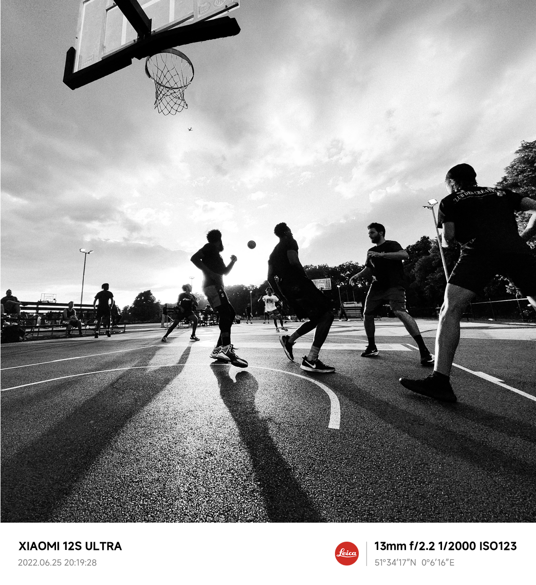 小米徕卡样品图像孩子打篮球